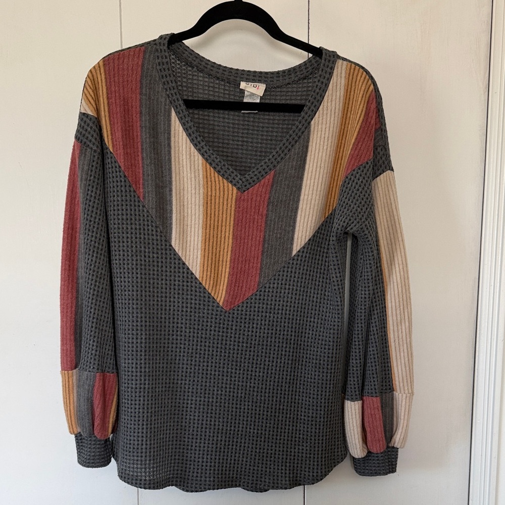 BiBi Gray Waffle Knit Top